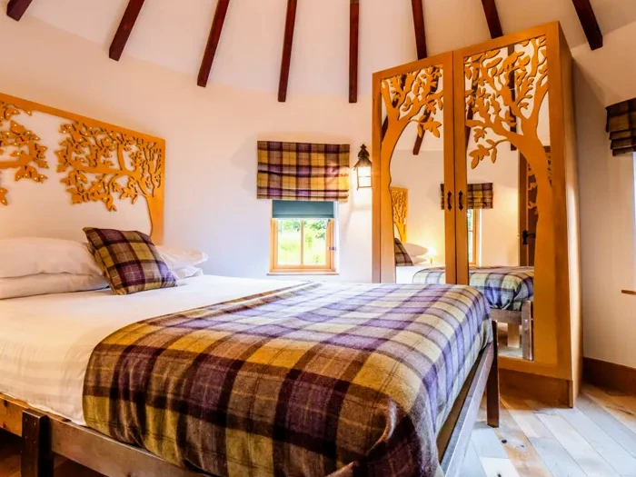 Alton Towers Hotel Review, frugal mum guide, photo of luxury treehouses