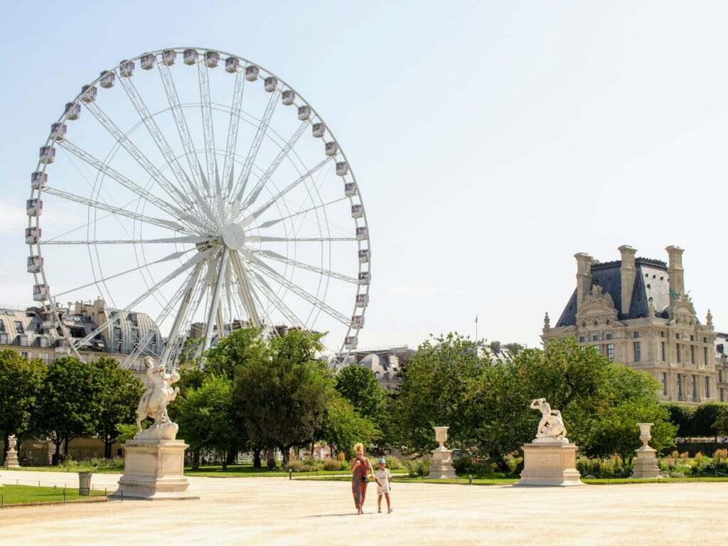 Best Things to Do in Paris with Kids, frugal mum travel guide, photo of