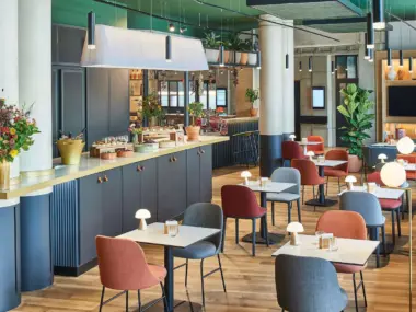 Where to Stay in Paris with Kids, frugal mum travel guide