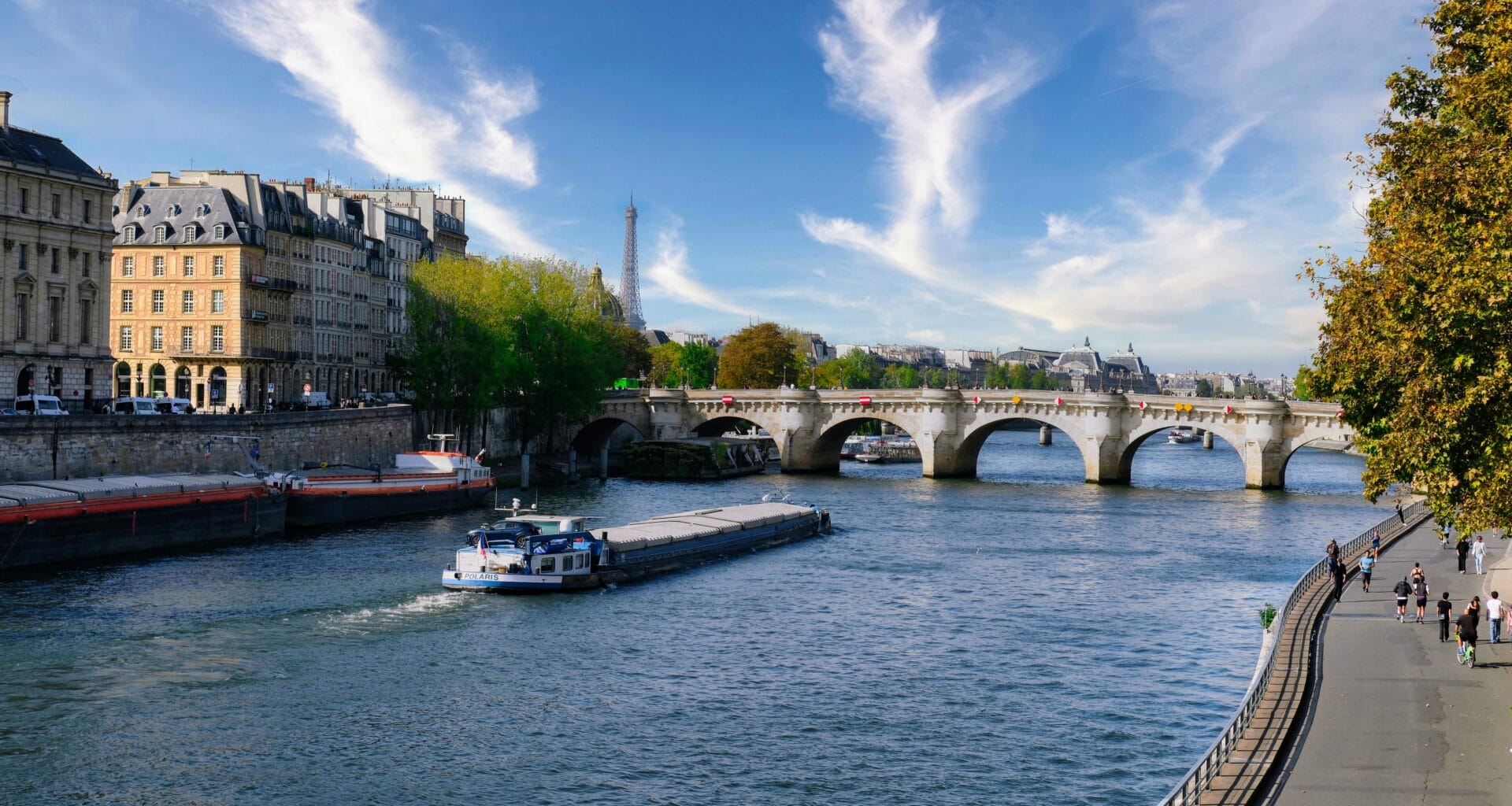 3 Days in Paris with Kids, Family Itinerary with Disneyland Paris, frugal mum travel guide