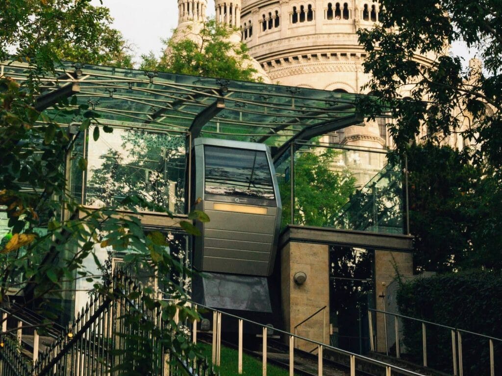 3 Days in Paris with Kids, Family Itinerary with Disneyland Paris, frugal mum travel guide, photo of funicular