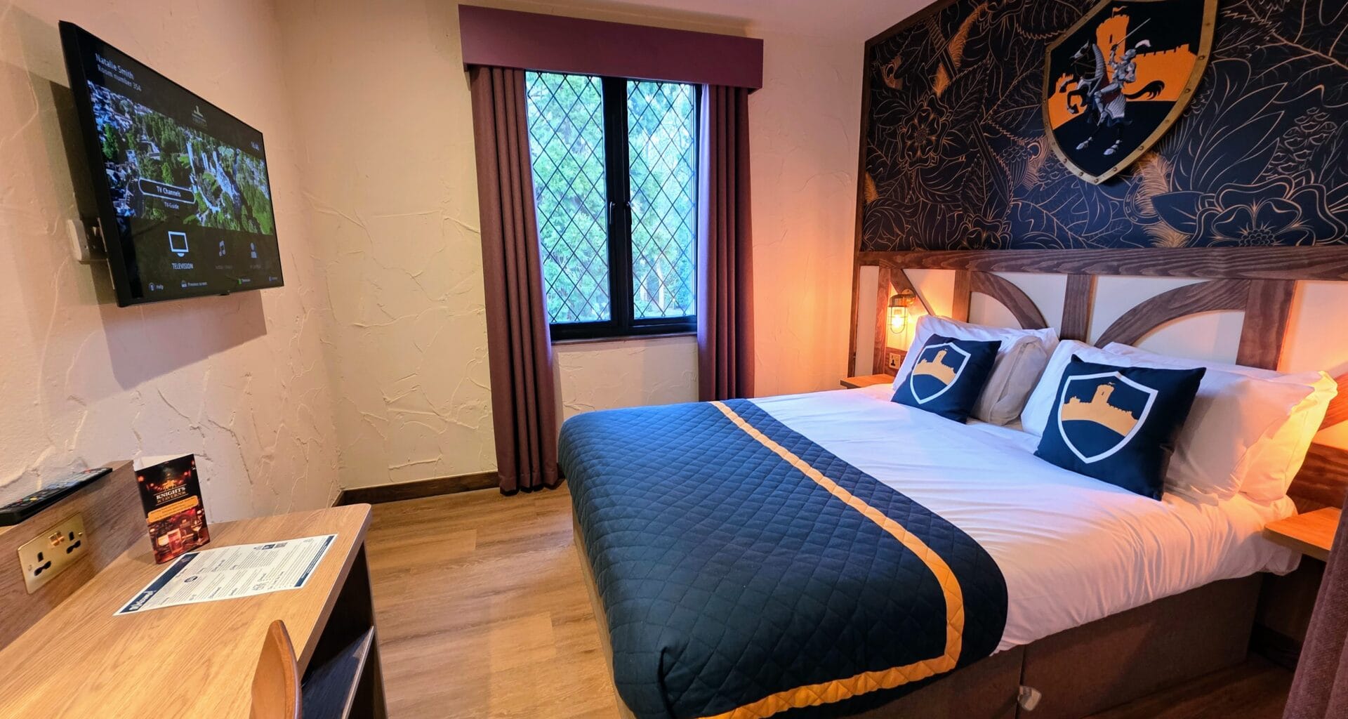 Warwick Castle Hotel Review, frugal mum travel guide