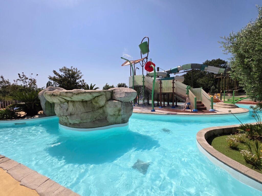Eurocamp Holiday Review, Le Mané Guernehué, Brittany, France, frugal mum travel guide, photo of lazy river