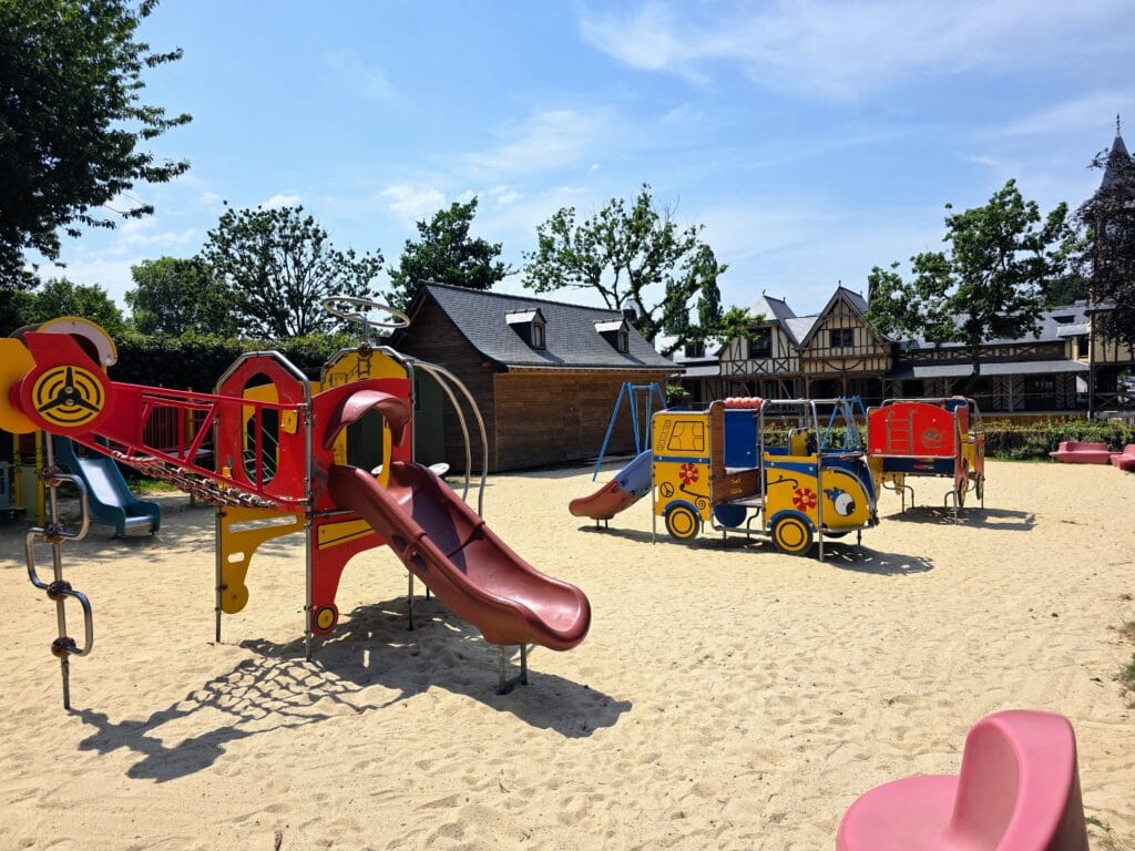 Eurocamp Holiday Review, Domaine des Ormes, Brittany, France, frugal mum photo of playground