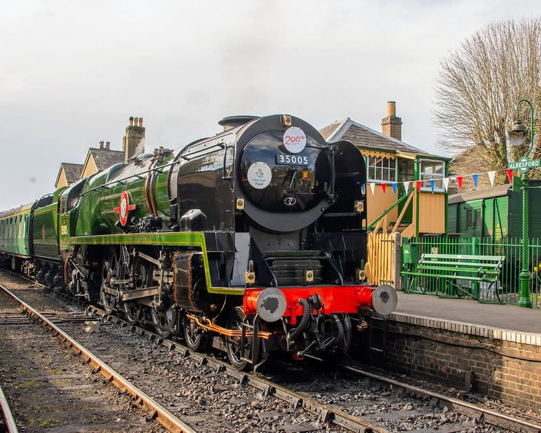 the watercress line - steam train photo by anthony storey