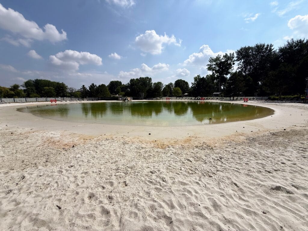 Eurocamp Holiday Review, La Croix du Vieux Pont, Paris, France, frugal mum photo of lagoon pool