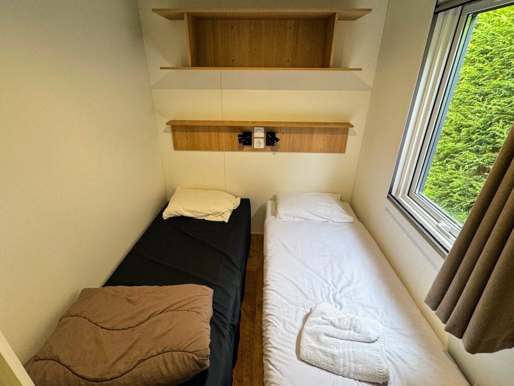 Eurocamp Holiday Review, La Croix du Vieux Pont, Paris, France, frugal mum photo of premium accommodation bedroom