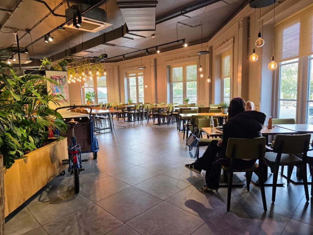 Duinrell Holiday and theme park, frugal mum review, the Netherlands, photo of restaurant