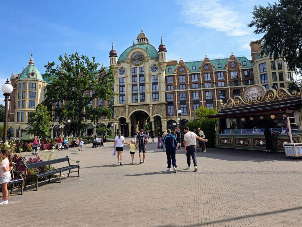 Efteling vs Disneyland Paris Which is Better for Families, frugal mum guide, photo of hotel at efteling
