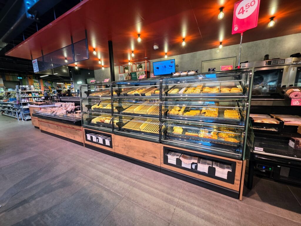 Eurocamp Holiday TerSpegelt, the Netherlands, frugal mum review, photo of supermarket