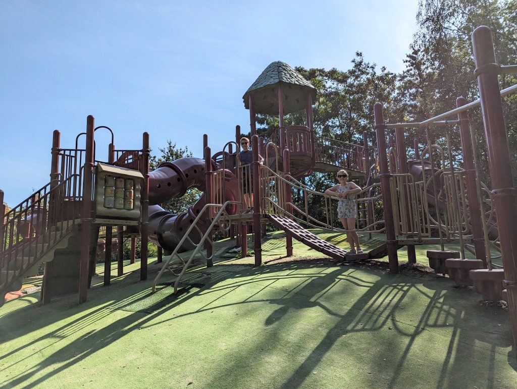 beekse bergen safari park playground, frugal mum children photo