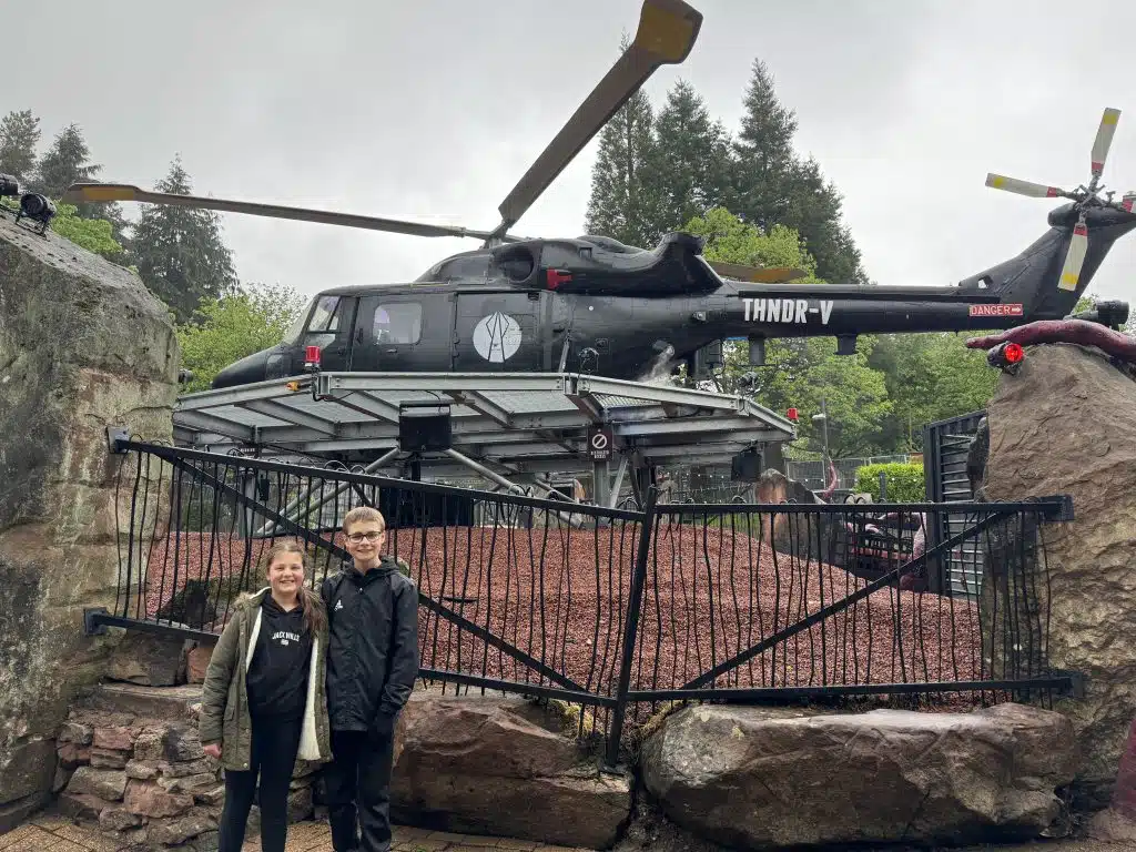 Alton Towers Hotel Review, frugal mum guide, photo of kids by helicopter