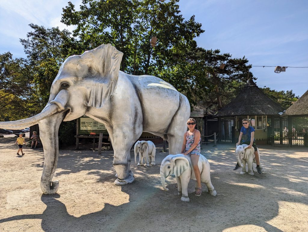 beekse bergen safari park review, frugal mum children photo on elephant toys