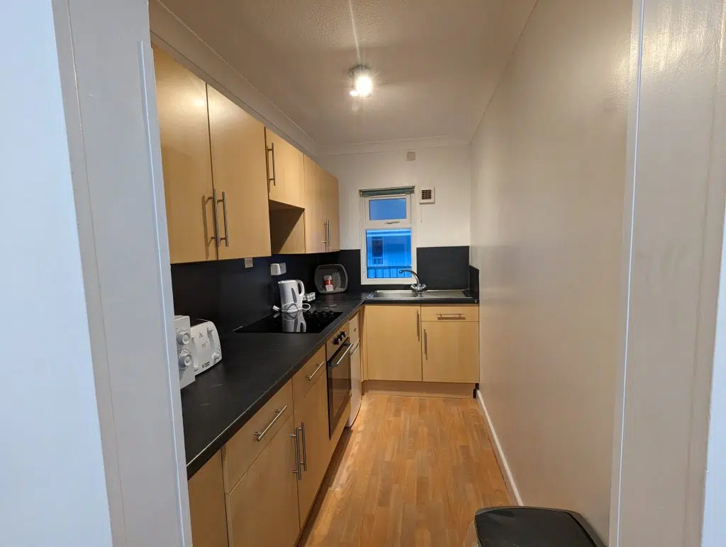 butlins bognor regis, accommodation photos, silver apartments, review, oyster bay, frugal mum, kitchen, photo
