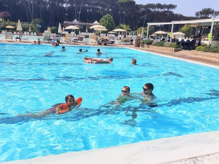 Camping Village Fabulous, Rome, Italy, swimming pool, Eurocamp holiday, frugal mum children in pool, review, photo