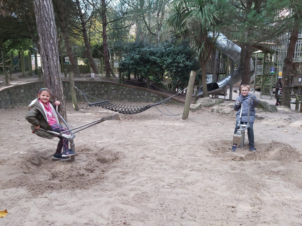 Free Day Out with the Kids, Lower Leas Coastal Park, Folkestone, Kent, Frugal mum children playing in park