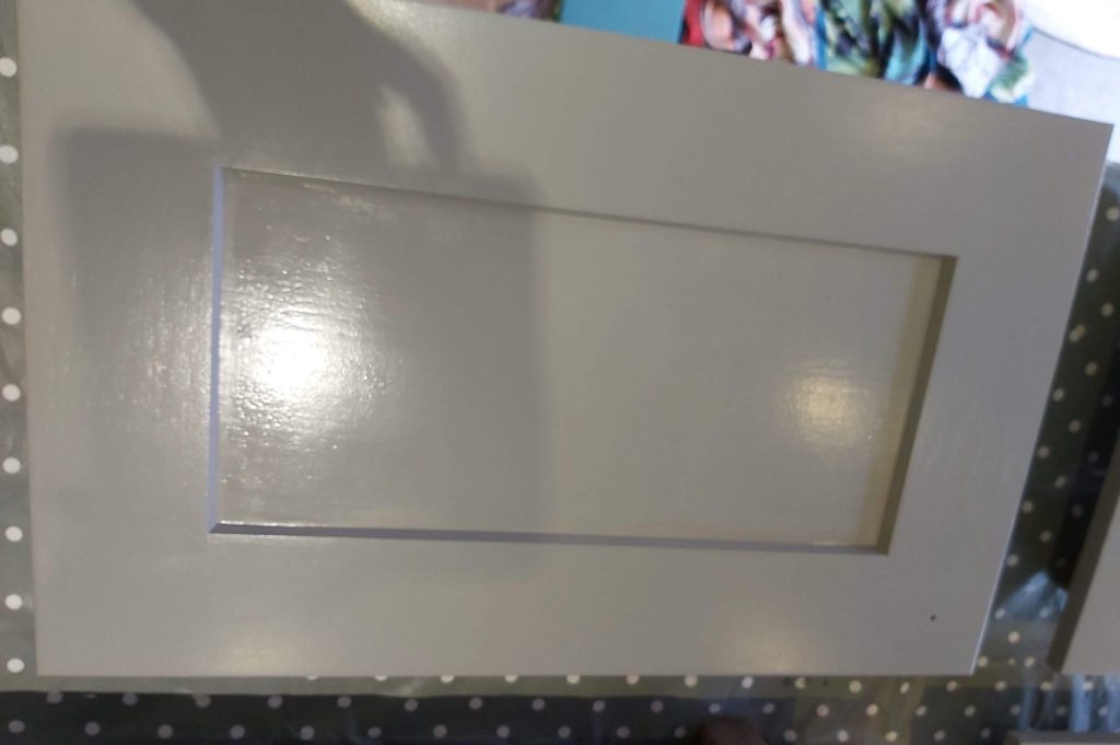 How to paint your kitchen cupboards, frugal mum step by step beginners guide, painted door