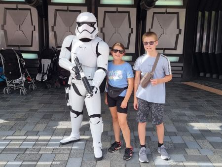 disneyland paris guide, review, frugal mum family photo, children with storm trooper