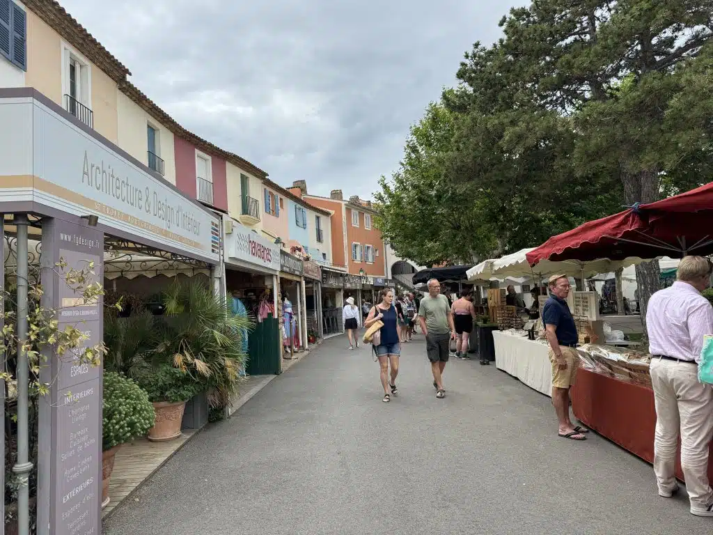 Port Grimaud, South of France, frugal mum photo grimaud little venice