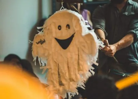 ghost pinata halloween kids DIY