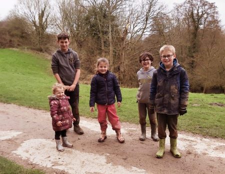 muddy children, brockhill park, hythe, kent, frugal mum children