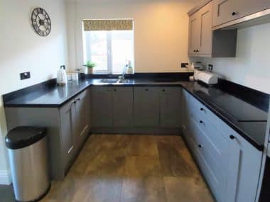 frugal mum kitchen project, after painting, DIY renovation, kitchen photo, wooden, farrow and ball, moles breath
