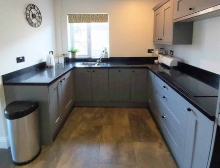 How to paint your kitchen cupboards, frugal mum step by step beginners guide, frugal mum