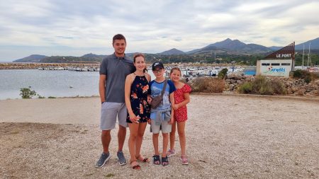 La Chapelle, Argeles sur mer, South of France, review Eurocamp holiday, frugal mum family photo on beach