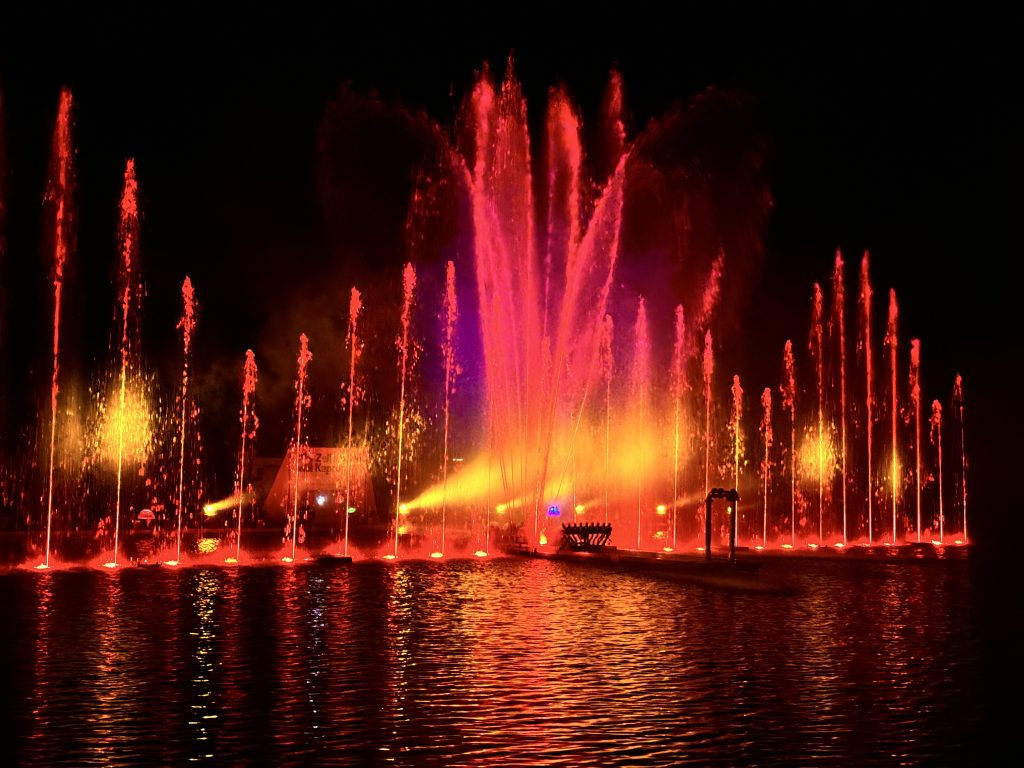 Eurocamp Holiday Review, Sportcamp Woferlgut, Zell am See, Austria, frugal mum photo lake zell light show