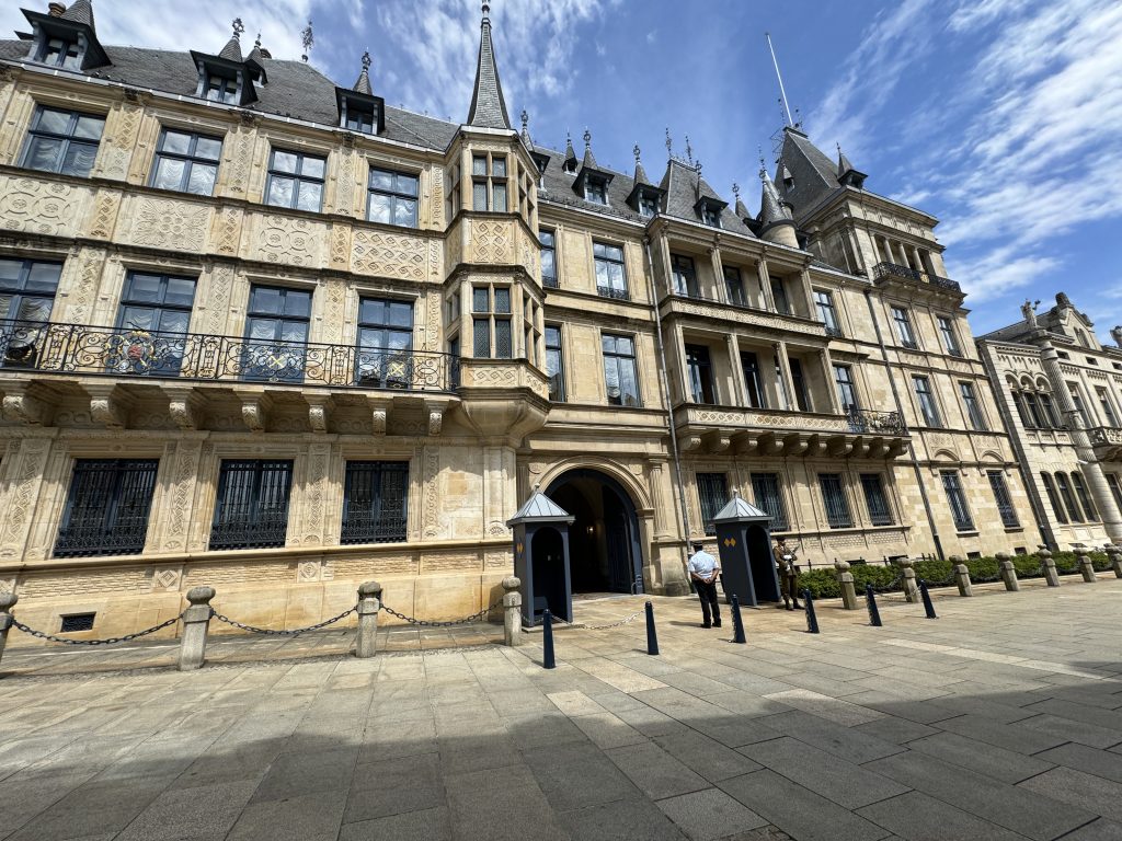 frugal mum luxembourg city photo of view on wenzel circular walking route ducal palace