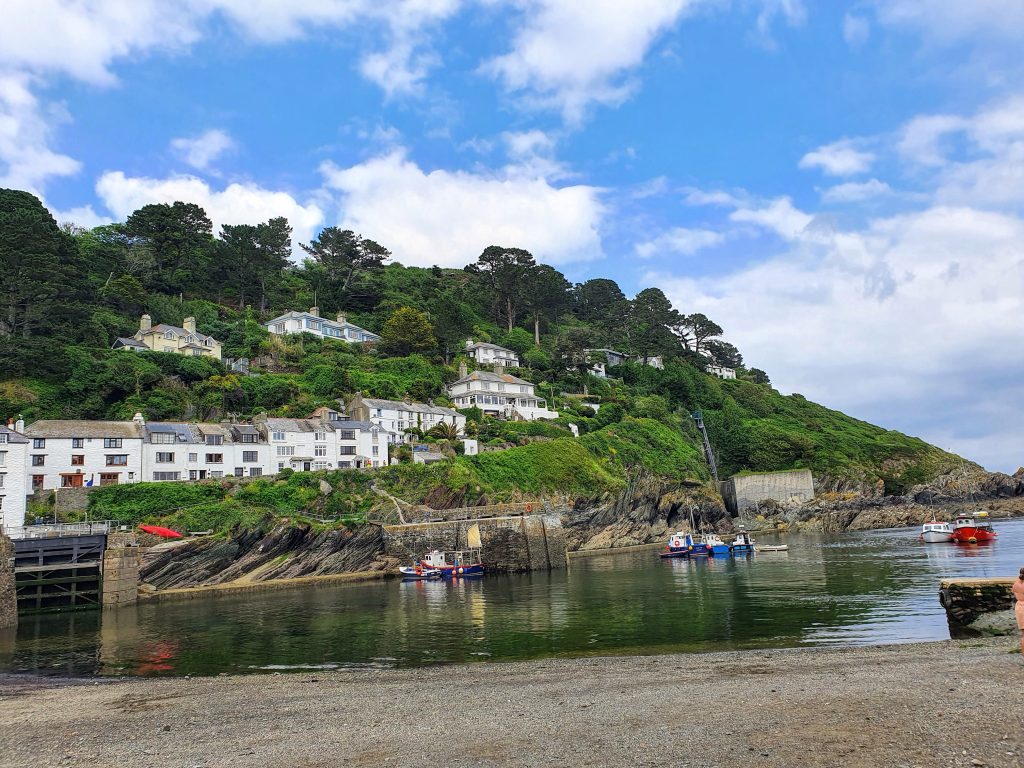 best things to do in Cornwall with kids, polperro village and beach, frugal mum harbour photo