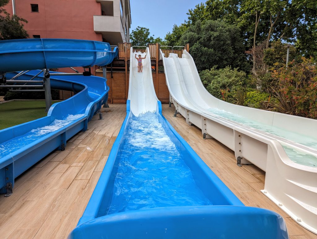 villa romana hotel, ohtels, salou, costa dorada, spain, frugal mum review, TUI holiday, waterslides, photo