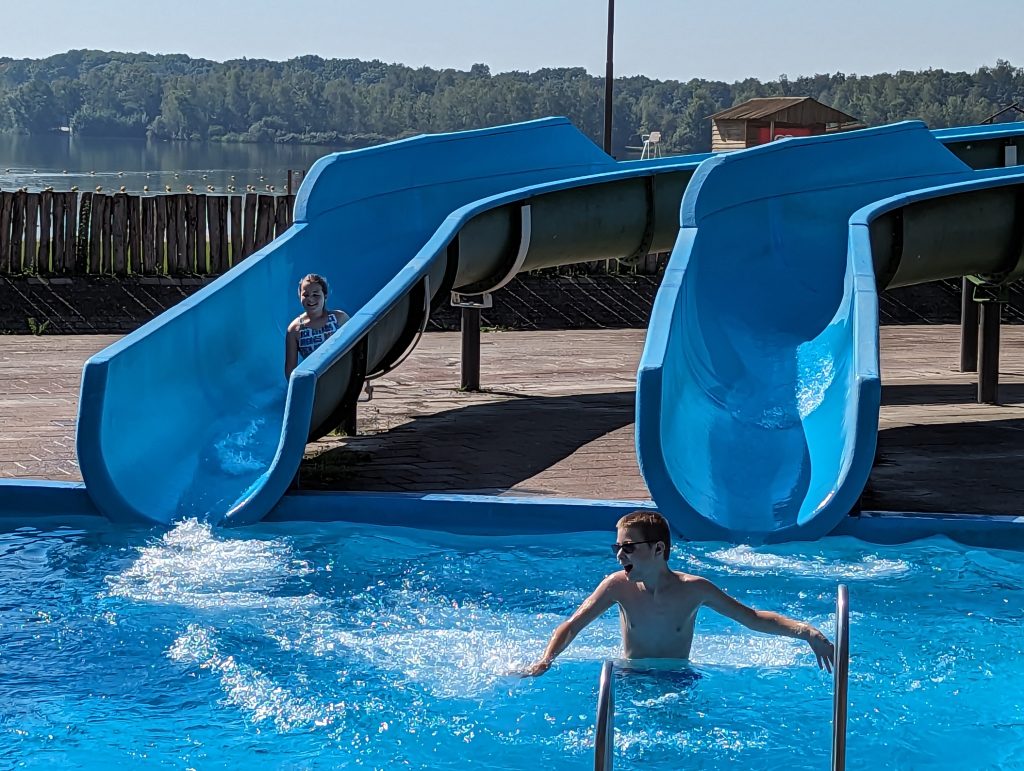 speelland photo, reasons to visit netherlands with kids, frugal mum photo and article