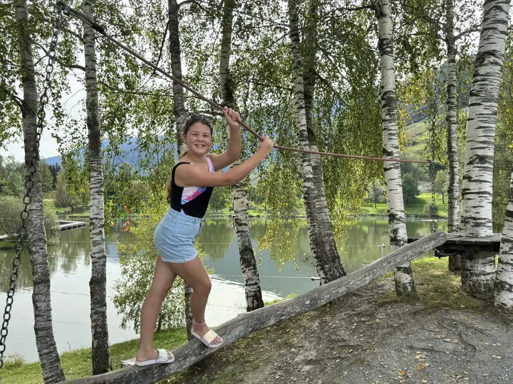 Eurocamp Holiday Review, Sportcamp Woferlgut, Zell am See, Austria, frugal mum photo lake