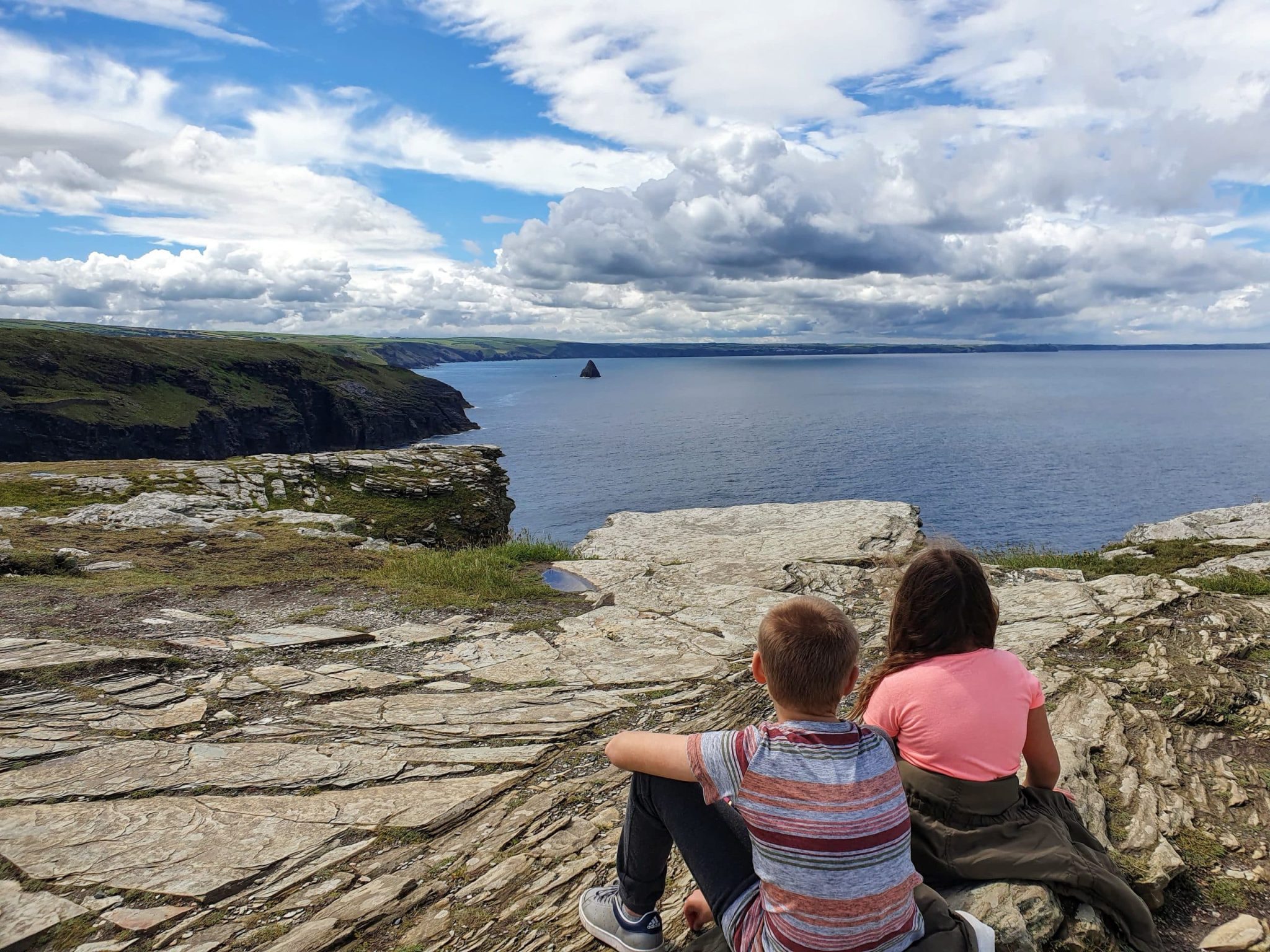 Cornwall with kids, review, Tintagel Castle, English Heritage, photo frugal mum, children, view