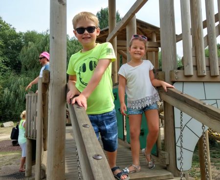 Free Day Out with the Kids, Toddler's Cove Review, Canterbury, Kent, frugal mum children playing in park